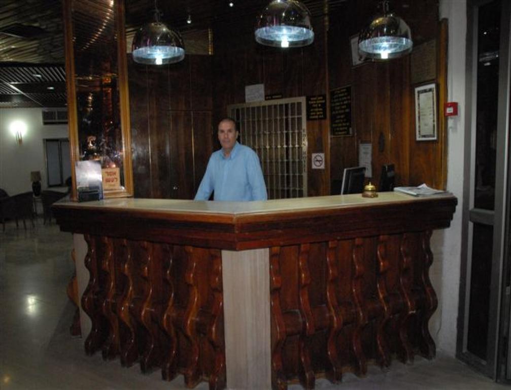 Glatt Eden Hotel ティベリア エクステリア 写真