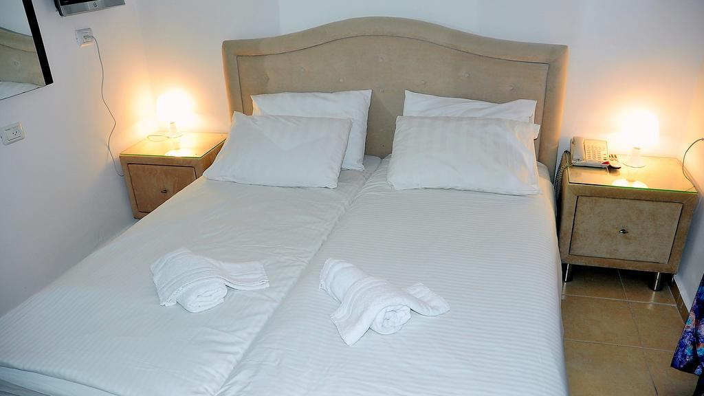 Glatt Eden Hotel ティベリア エクステリア 写真